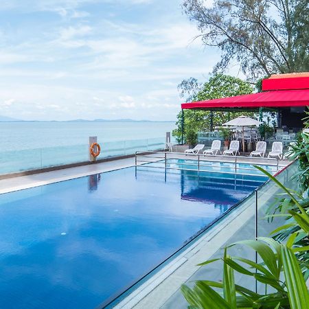 Hotel Sentral Seaview @ ​Beachfront Tanjung Bungah  Exteriör bild
