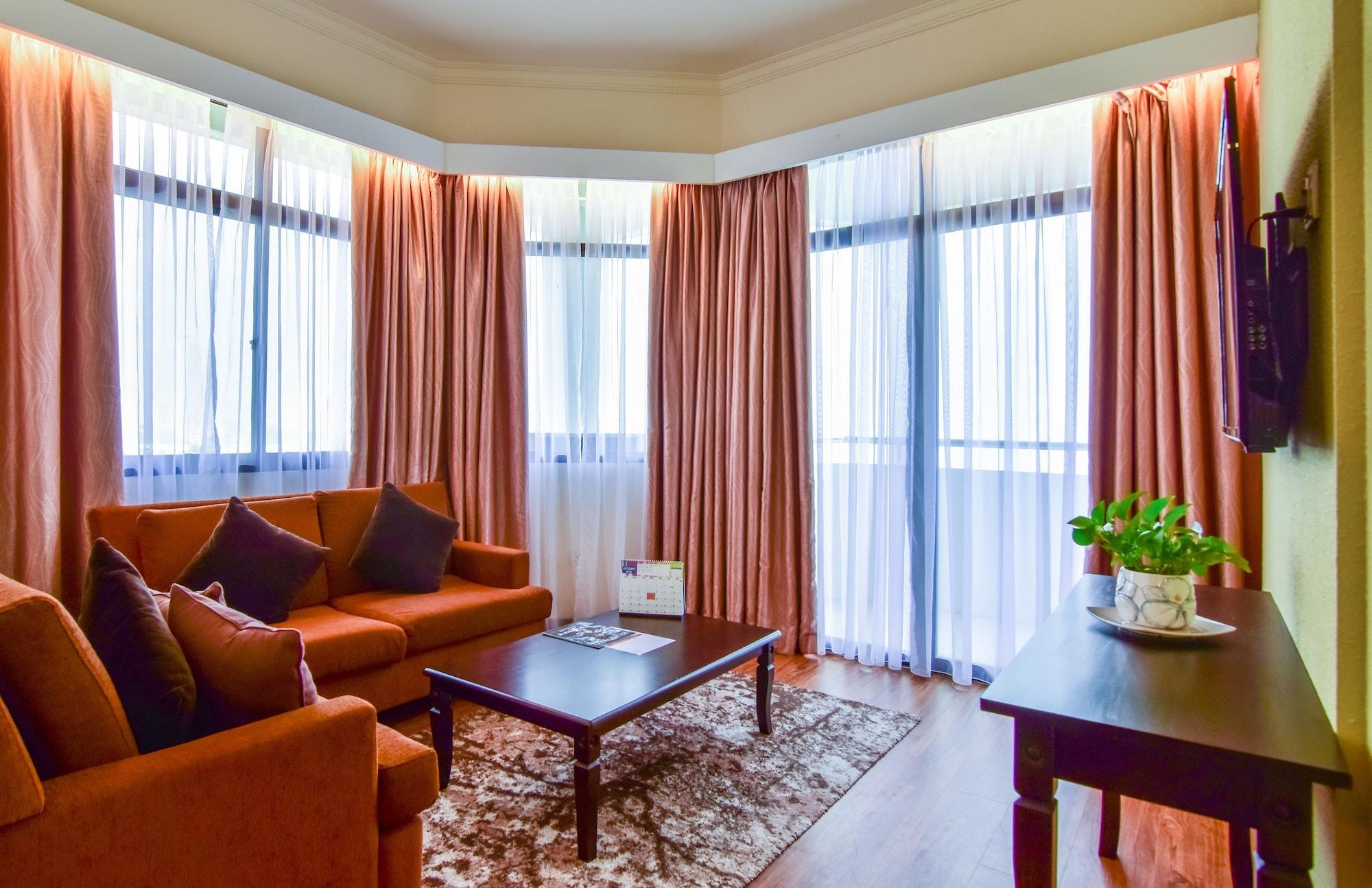 Hotel Sentral Seaview @ ​Beachfront Tanjung Bungah  Exteriör bild