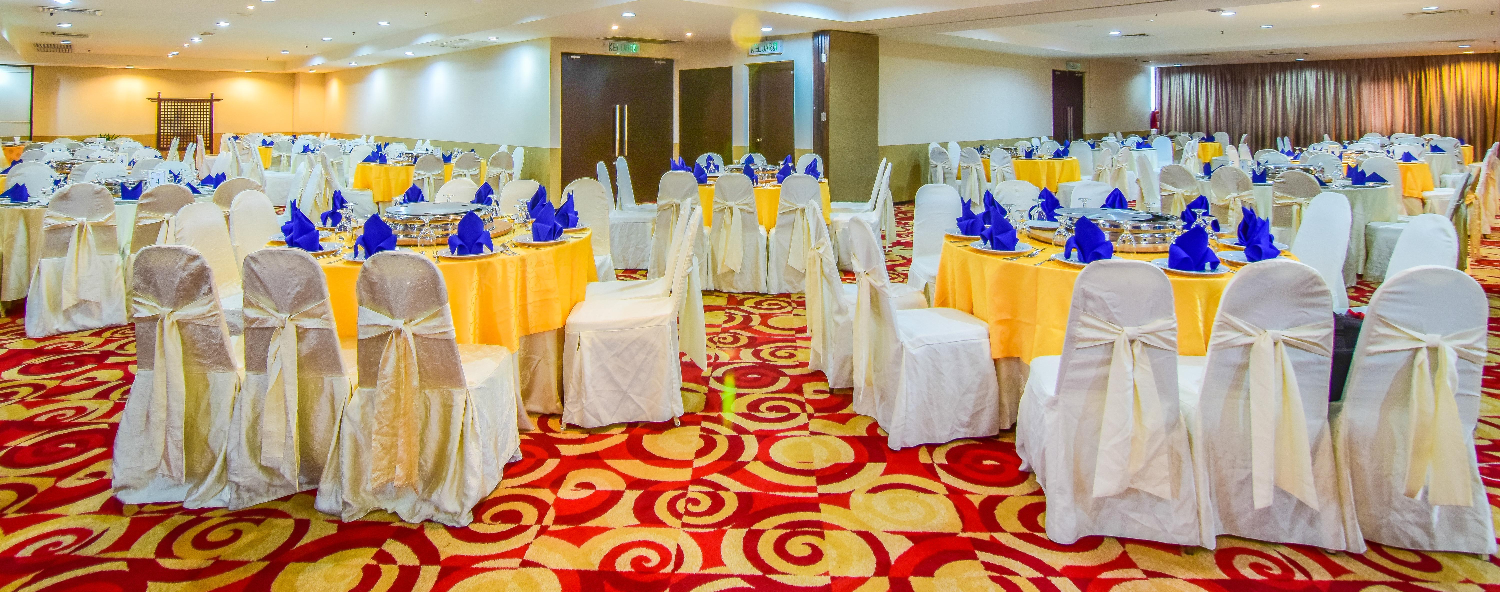 Hotel Sentral Seaview @ ​Beachfront Tanjung Bungah  Exteriör bild