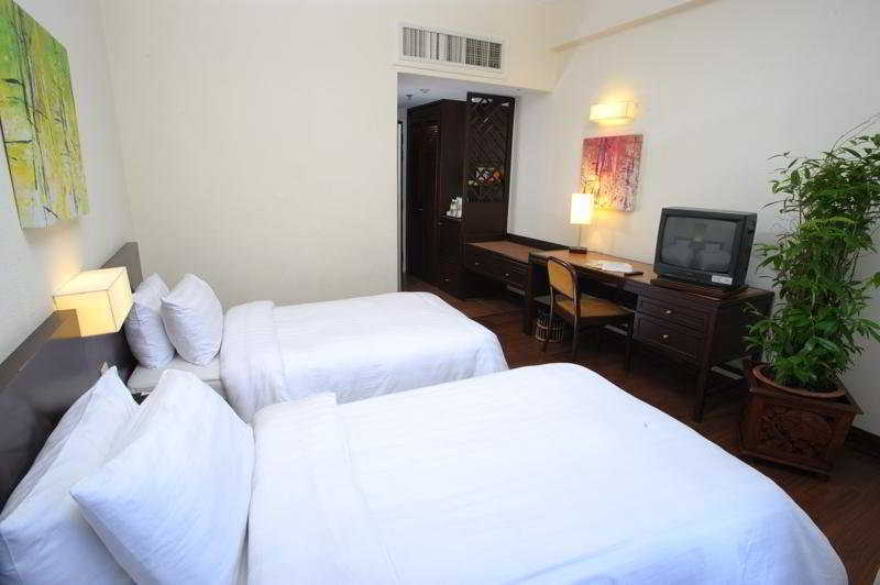 Hotel Sentral Seaview @ ​Beachfront Tanjung Bungah  Exteriör bild